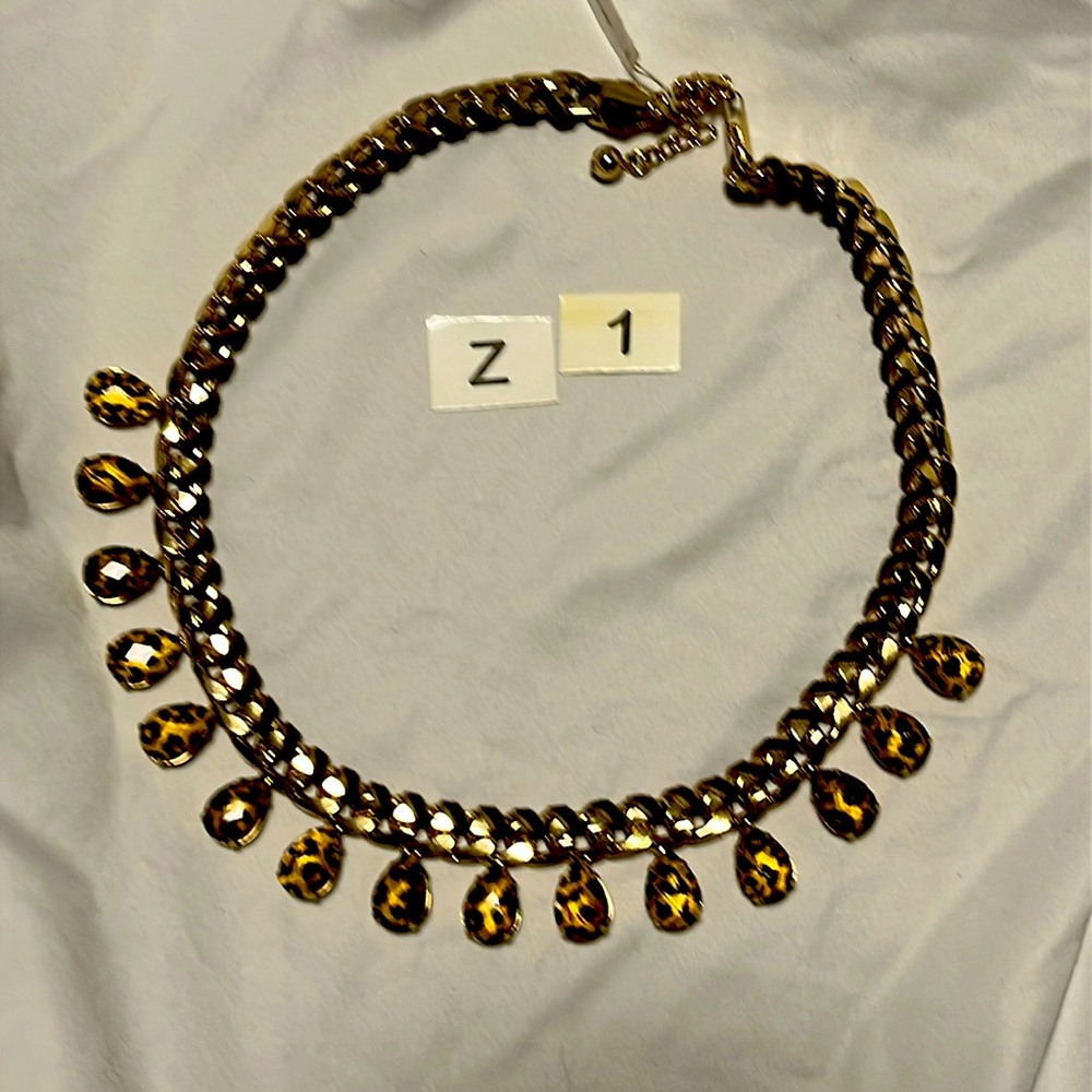 Gold leopard necklace